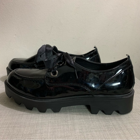 NEW! Women's HOT TOPIC Shiny BLACK Chunky PLATFORM Oxfords CREEPERS Shoes - Picture 3 of 6